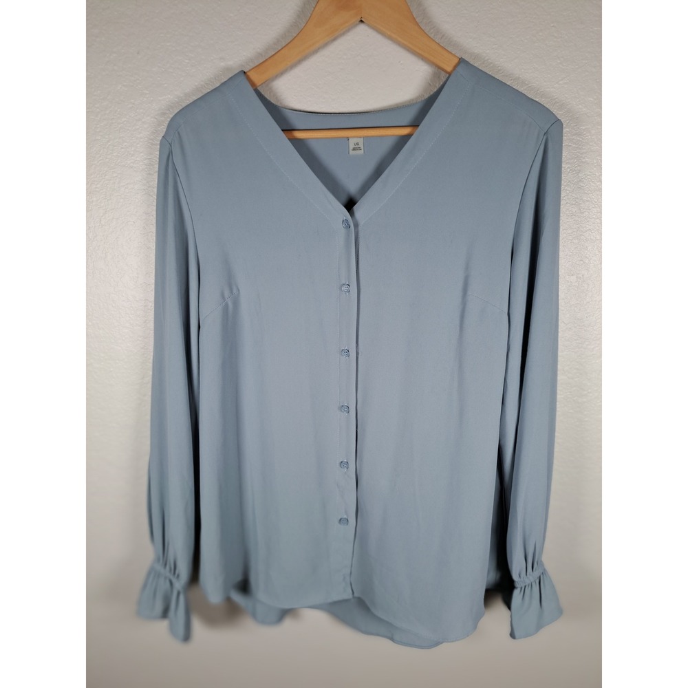 Tahari Light Blue V-Neck Button Down Blouse with Ruffle Cuffs Size Large